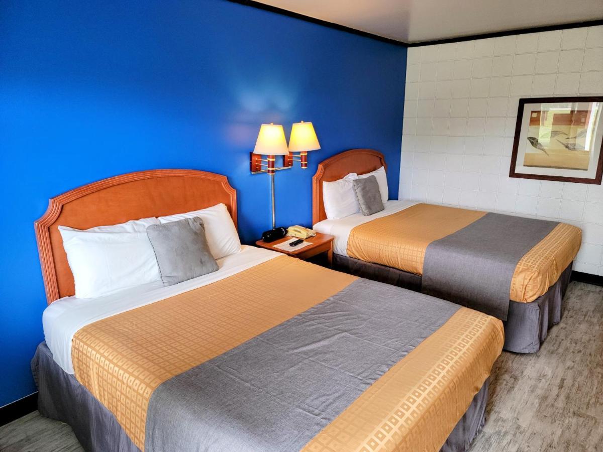 Skyview Motel - Prairie Du Sac Екстериор снимка
