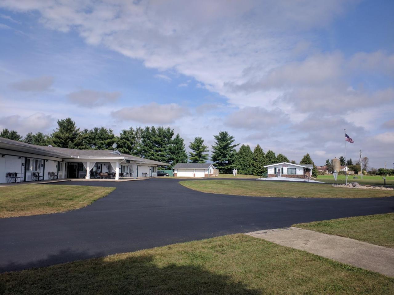 Skyview Motel - Prairie Du Sac Екстериор снимка
